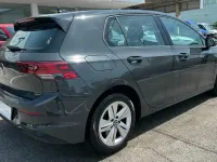 Usata VW Golf VIII Life 110 CV (80 kW) 2022 Grigio Berlina