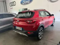 Usata Kia Stonic Style 97 CV (71 kW) 2019 Rosso SUV