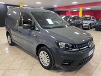 Usata VW Caddy 102 CV (75 kW) 2019 Grigio scuro Monovolume