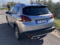 Usata Peugeot 2008 Allure 102 CV (75 kW) 2019 SUV