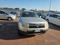 Usata Dacia Duster Lauréate 110 CV (80 kW) 2013 Grigio SUV