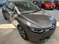 Usata Renault Clio IV 90 CV (66 kW) 2015 Grigio Berlina