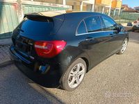 Usata Mercedes A180 109 CV (80 kW) 2015 Nero Berlina