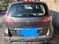 Usata Renault Scénic III XMOD 110 CV (80 kW) 2010 Grigio Monovolume