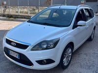 Usata Ford Focus 90 CV (66 kW) 2008 Bianco Berlina