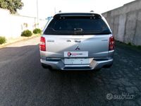 Usata Mitsubishi L200 183 CV (134 kW) 2015 Grigio Pick-up