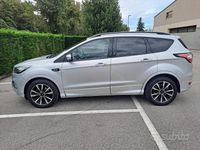 Usata Ford Kuga ST-Line 120 CV (88 kW) 2017 Argento SUV