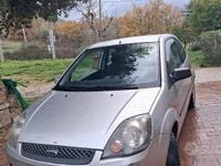 Usata Ford Fiesta 2006 Grigio Utilitaria