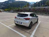 Usata Renault Clio V Techno 101 CV (74 kW) 2023 Grigio Berlina