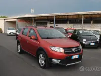 Usata Dacia Sandero Stepway 90 CV (66 kW) 2016 Rosso Berlina