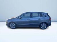 Usata Mercedes B180 116 CV (85 kW) 2021 Grigio metallizzato Monovolume