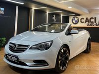 Usata Opel Cascada Cosmo 195 CV (143 kW) 2015 Bianco Cabrio