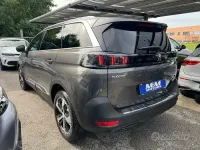 Usata Peugeot 5008 Allure 131 CV (96 kW) 2024 Grigio SUV