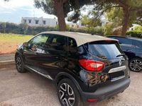 Usata Renault Captur Intens 90 CV (66 kW) 2016 Nero SUV