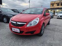 Usata Opel Corsa Cosmo 80 CV (58 kW) 2007 Rosso Utilitaria