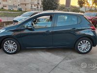 Usata Peugeot 208 75 CV (55 kW) 2018 Grigio Utilitaria