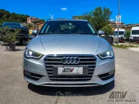 Usado Audi A3 Attraction 105 CV (77 kW) 2013 Plateado Berlina
