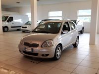 usata Toyota Yaris 1.3i 16V cat 5 porte Sol