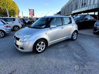 Second-hand Suzuki Swift GLX 69 CP (50 kW) 2006 Argintiu Hatchback