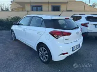 Usata Hyundai i20 Style 75 CV (55 kW) 2017 Bianco Berlina