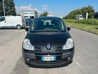 Usata Renault Modus 75 CV (55 kW) 2010 Nero Monovolume