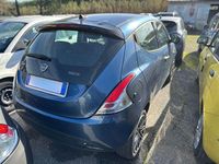 Usata Lancia Ypsilon Silver 70 CV (51 kW) 2023 Blu Utilitaria