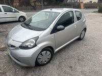 Usata Toyota Aygo 67 CV (49 kW) 2009 Grigio Utilitaria