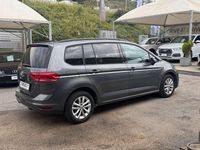 Usata VW Touran Business 116 CV (85 kW) 2017 Grigio Monovolume
