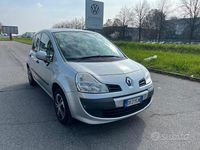 Usata Renault Modus Dynamique 75 CV (55 kW) 2009 Grigio Monovolume