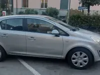 Usata Opel Corsa Edition 86 CV (63 kW) 2012 Utilitaria