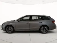 Usata Skoda Octavia Executive 150 CV (110 kW) 2025 Grigio graphite metallizzato Station wagon