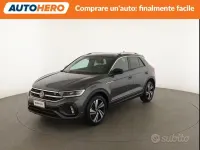 Usata VW T-Roc R-line 116 CV (85 kW) 2024 Grigio SUV