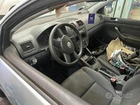 Usata VW Golf V 2003 Grigio Utilitaria