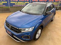Usata VW T-Roc 150 CV (110 kW) 2022 Blu/azzurro SUV