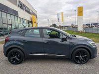Usata Renault Captur Black Edition 101 CV (74 kW) 2020 Grigio SUV