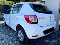 Usata Dacia Sandero 75 CV (55 kW) 2015 Bianco Berlina