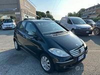Usata Mercedes A180 Elegance 109 CV (80 kW) 2006 Nero Berlina