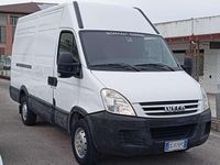 Usata Iveco Daily 97 CV (71 kW) 2007 Bianco Furgone