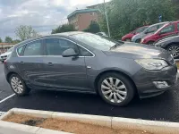 Usata Opel Astra 90 CV (66 kW) 2011 Grigio Berlina