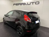 Usata Ford Fiesta 101 CV (74 kW) 2016 Nero Utilitaria