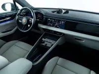 Usata Porsche Macan 144 kW (197 CV) 2024 Verde aventurine metallizzato SUV