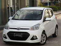 Usata Hyundai i10 68 CV (50 kW) 2016 Bianco Utilitaria