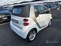 Usata Smart ForTwo Cabrio Pulse 84 CV (61 kW) 2012 Bianco Cabrio