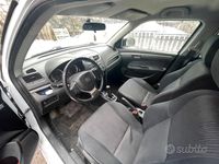 Second-hand Suzuki Swift 94 CP (69 kW) 2013 Alb Berlinǎ
