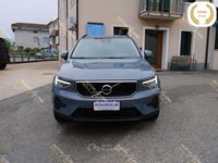 Usata Volvo XC40 163 CV (119 kW) 2023 Thunder grey metallizzato SUV