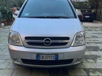 Usata Opel Meriva 101 CV (74 kW) 2004 Grigio Monovolume