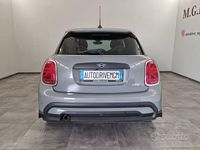 Usado Mini Cooper Classic 75 CV (55 kW) 2022 Gris Utilitario