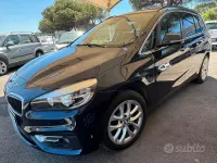 Usata BMW 218 Sport Line 150 CV (110 kW) 2017 Blu Station wagon