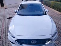 Usata MG ZS Luxury 111 CV (81 kW) 2023 Bianco SUV