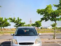 Usata Ford Fiesta 73 CV (53 kW) 2006 Grigio Utilitaria